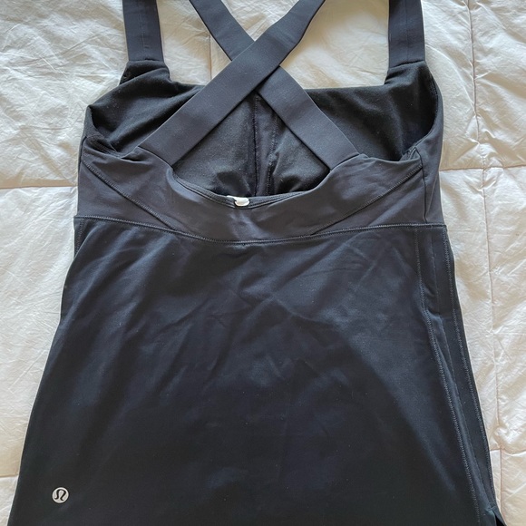 Lululemon Black Exercise Tank Top - Picture 3 of 5